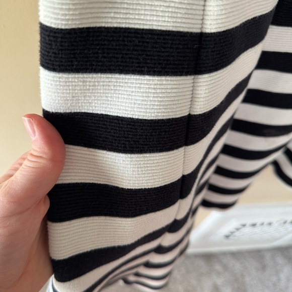 White and navy size 6 Boden short dresss - Picture 5 of 5